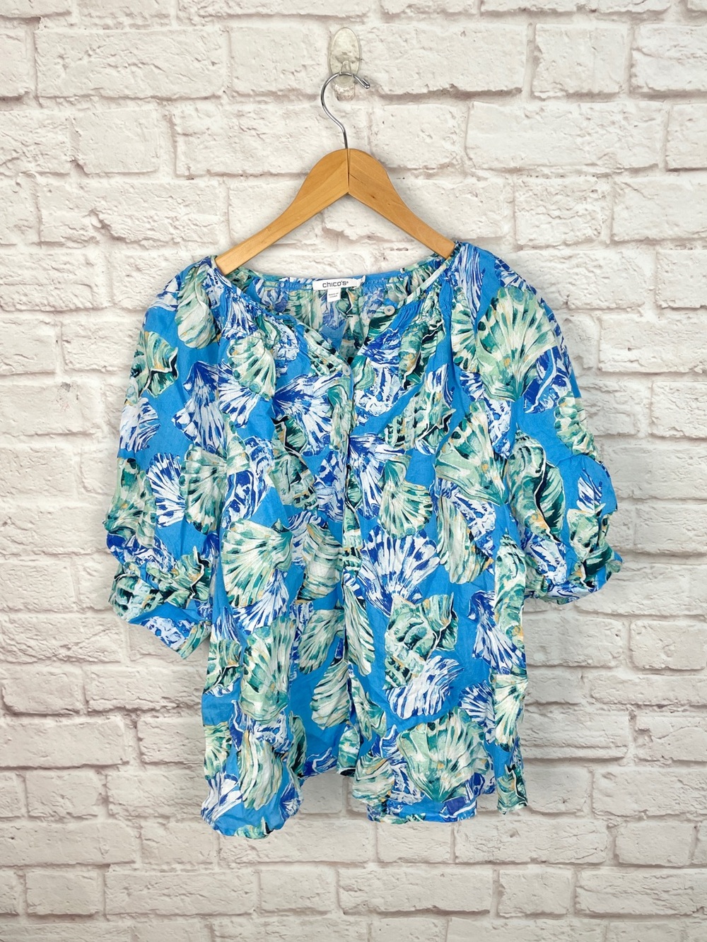 Chicos Sea Shell Ramie Blend Blue Puff Sleeve Button Down Blouse Size 16